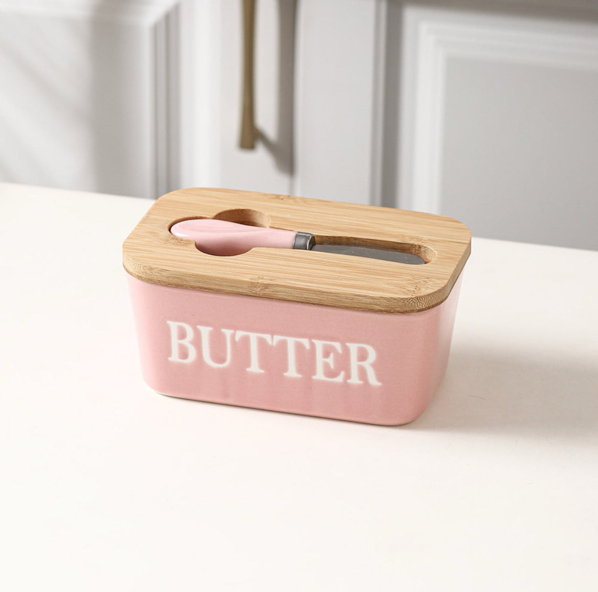 Ceramic Butter Dish Wooden Airtight Lid, With Butter Knife 600ml - Pink
