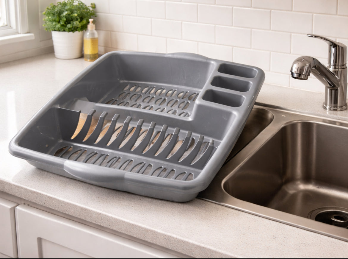 Silver/Grey Dish Drainer with Cutlery Holder – Practical & Stylish Kitchen Essential